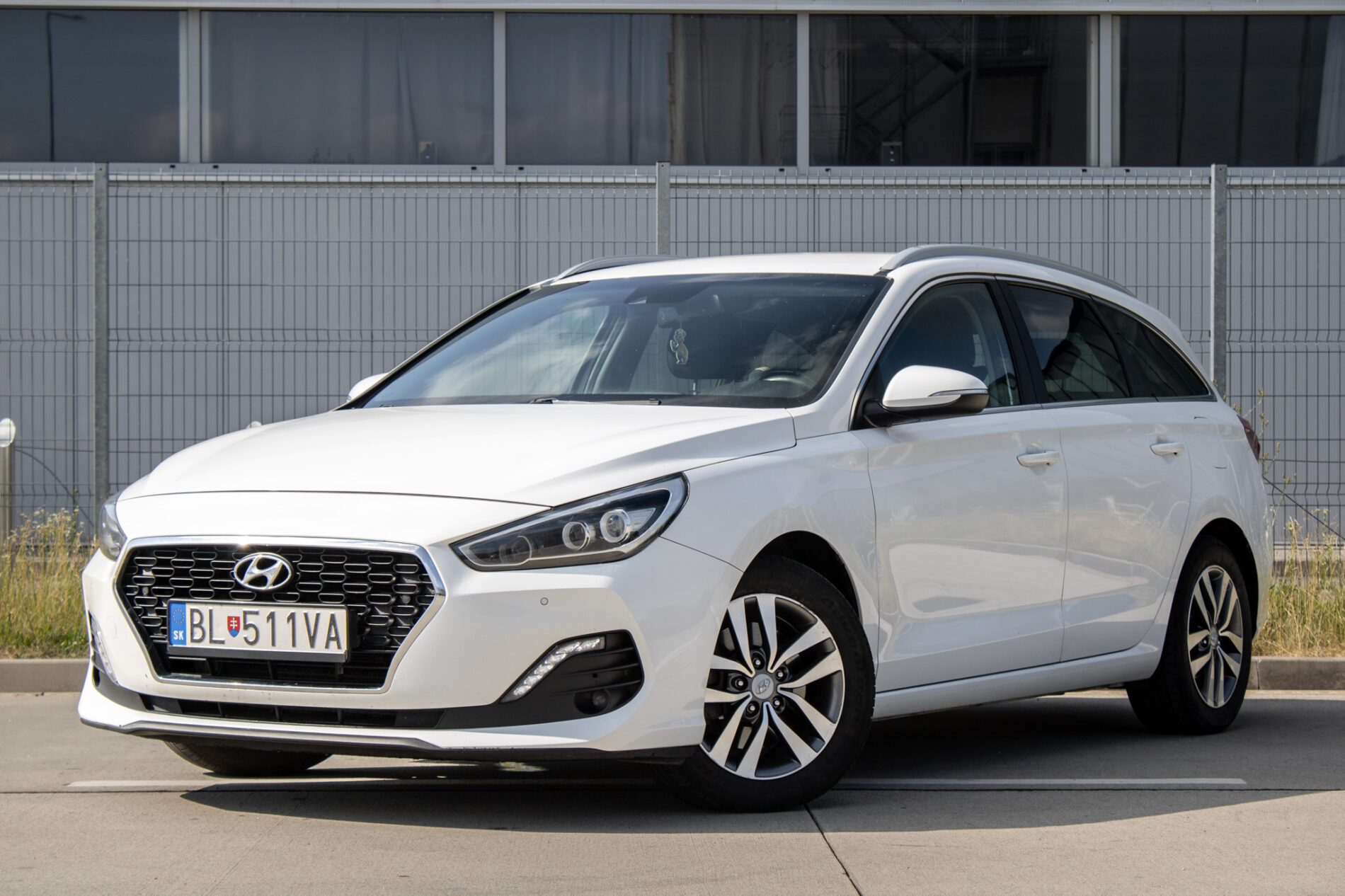 Hyundai i30 CW 1.6 CRDi Family / 100kW / A7 / ZÁRUKA / AJ NA SPLÁTKY / PROTIÚČET