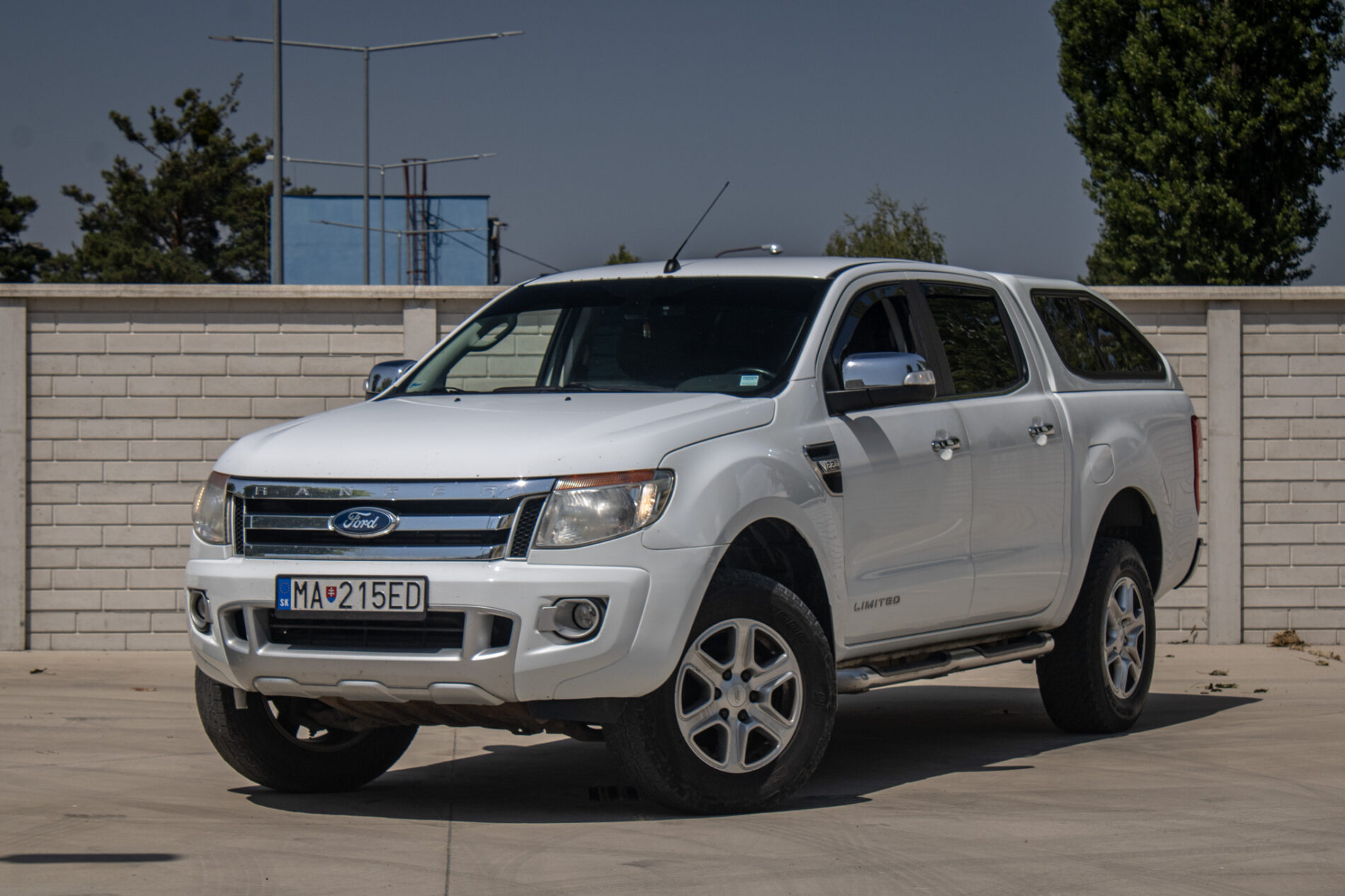 Ford Ranger 2.2 TDCi Duratorq 4x4 DoubleCab Limited / AJ NA SPLÁTKY / PROTIHODNOTA /