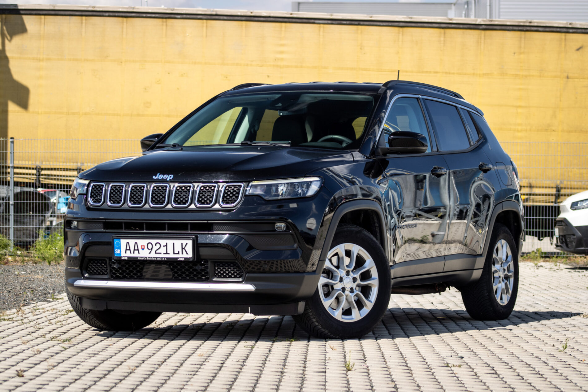 Jeep Compass 1.3 + PHEV 4xe Limited A/T / AJ NA SPLÁTKY / PROTIÚČET /