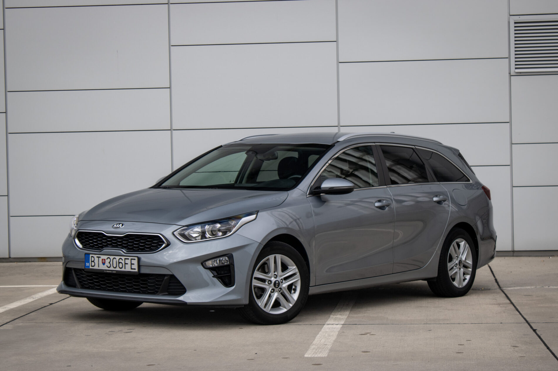 Kia Ceed SW 1.5 T-GDi Gold A/T, 117kW, A7 / AJ NA SPLÁTKY / PROTIÚČET /