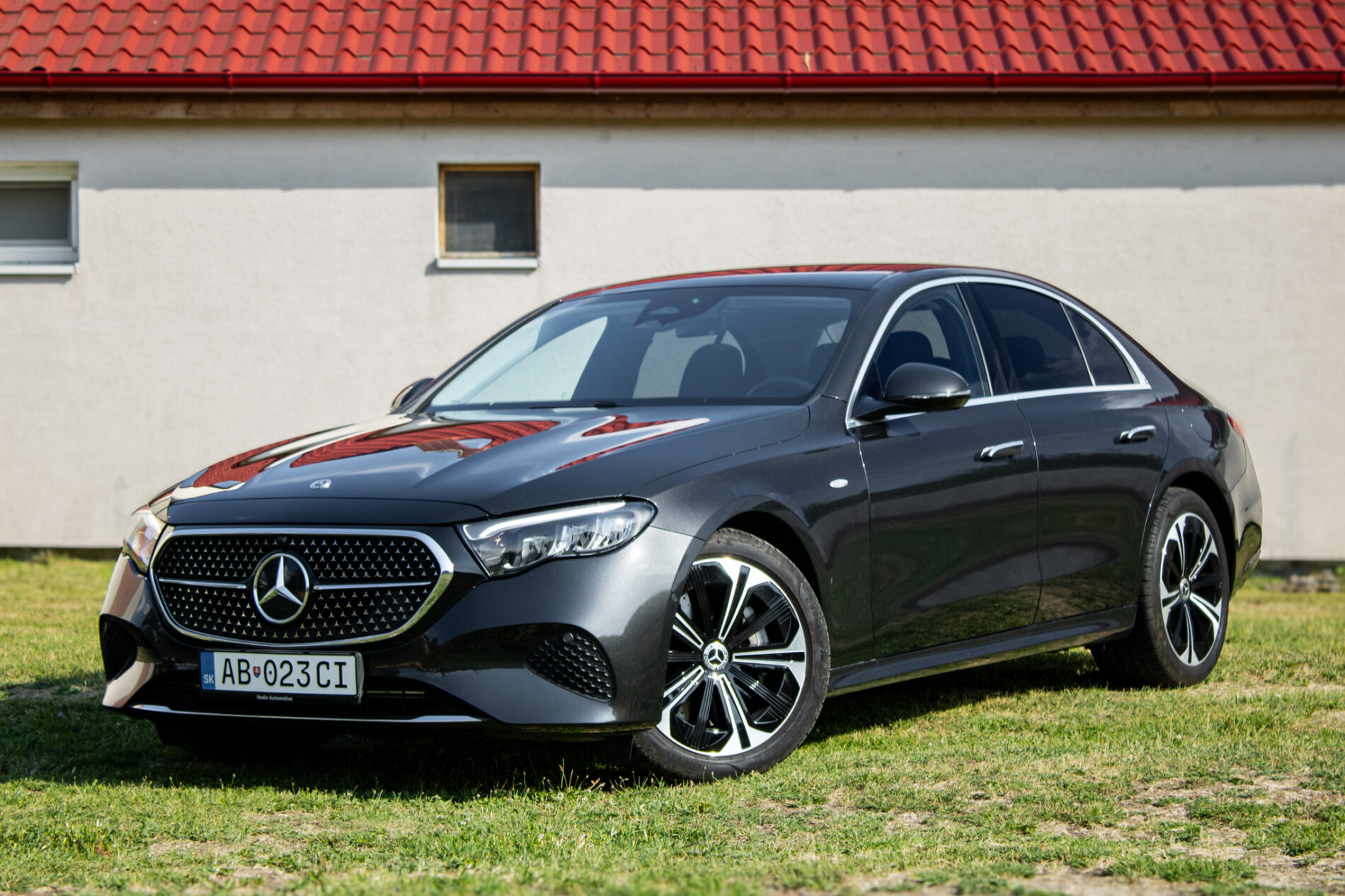 Mercedes-Benz E trieda Sedan 300e / 150kW / A9 / ZÁRUKA / AJ NA SPLÁTKY / PROTIÚČET