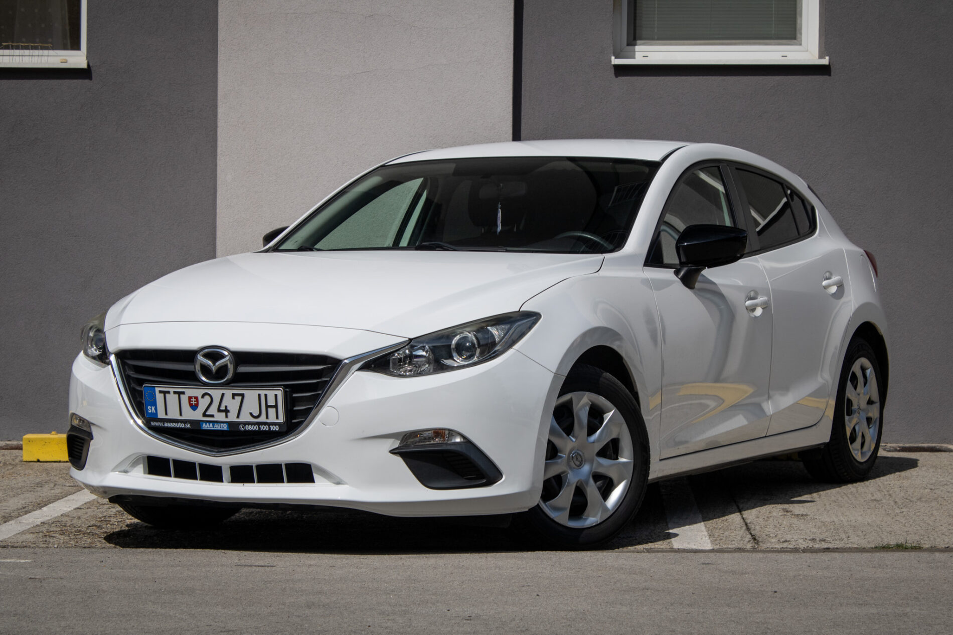 Mazda 3 1.5 Skyactiv -G100, 74kW, M6, 4d. / AJ NA SPLÁTKY / PROTIÚČET /