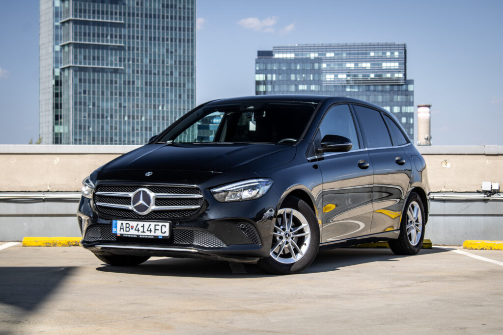 Mercedes-Benz B trieda 180 d A/T, 85kW, A7 / AJ NA SPLÁTKY / /PROTIÚČET /