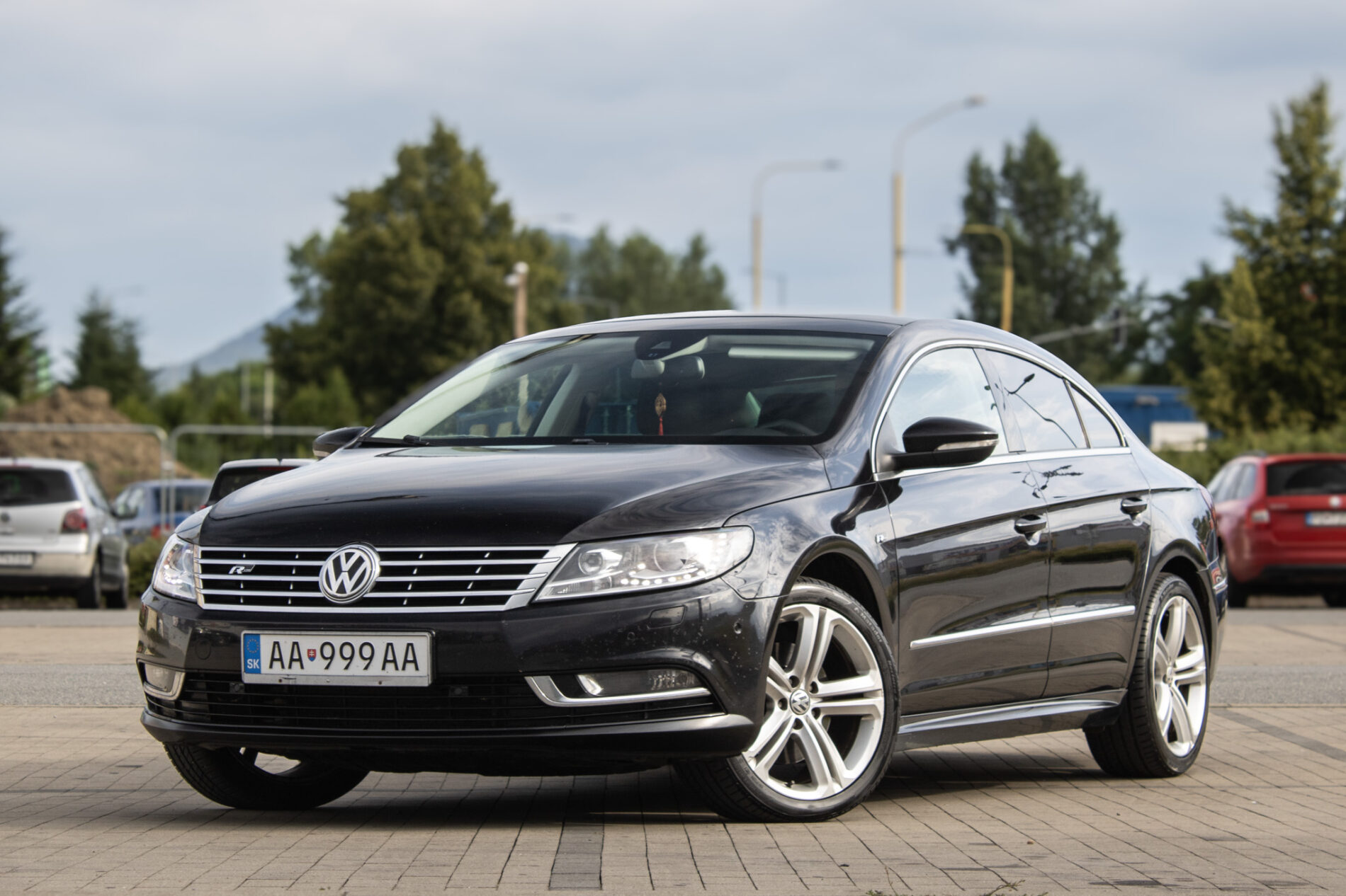 Volkswagen Passat CC 2.0 TDI 4MOTION R-Line / 130kW / A6 / ZÁRUKA / AJ NA SPLÁTKY / PROTIÚČET