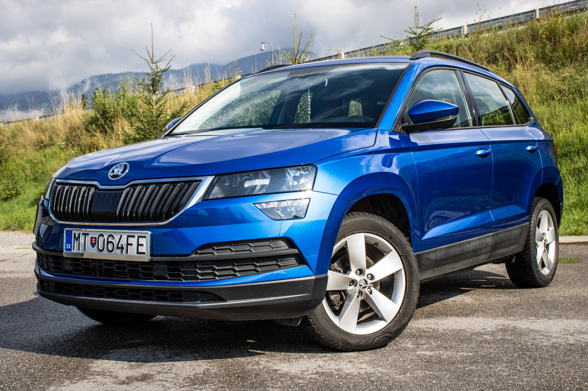 Škoda Karoq 1.5 TSI ACT Live Plus DSG, 110kW, A7 / AJ NA SPLÁTKY / PROTIÚČET /