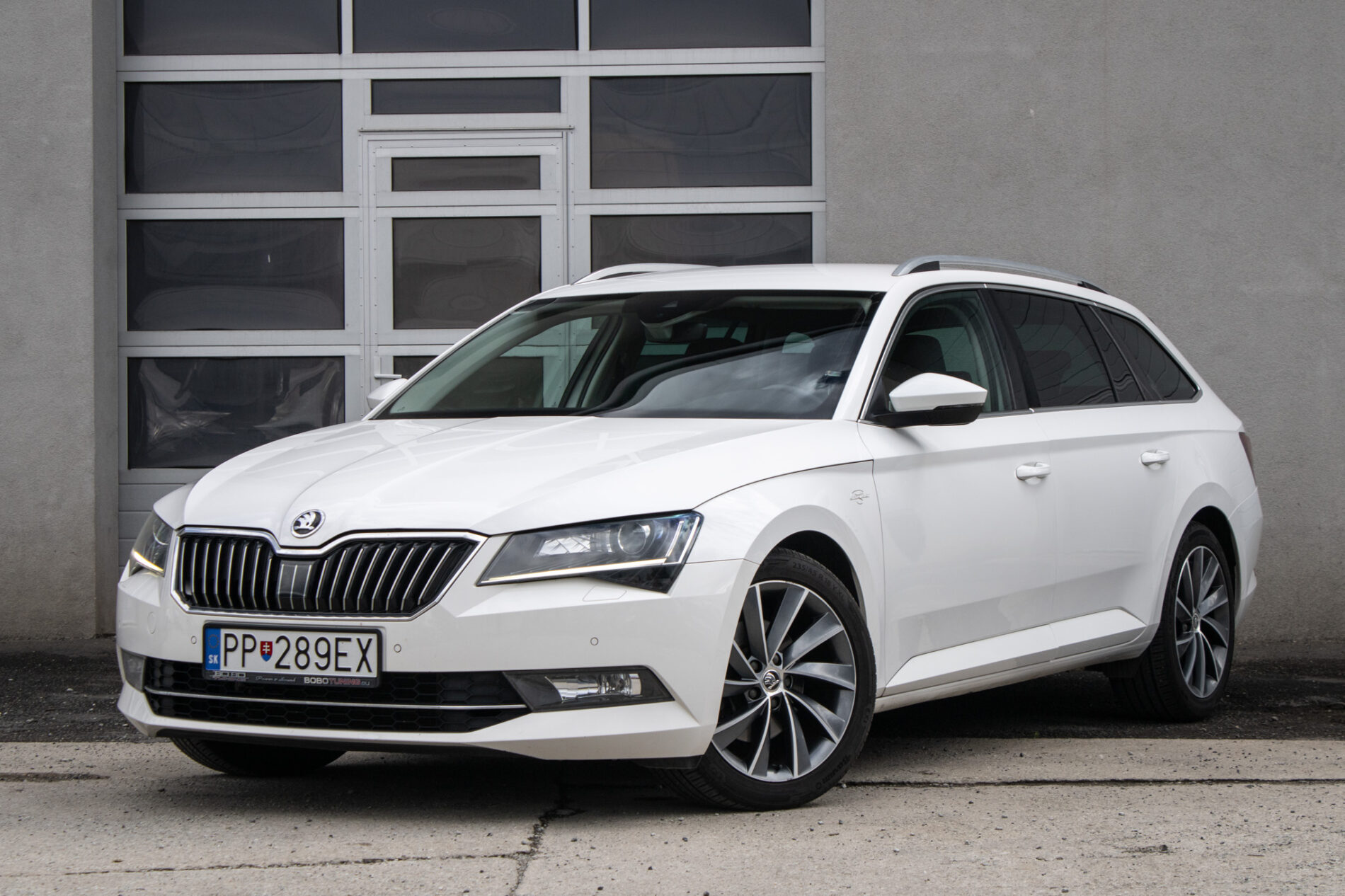 Škoda Superb Combi 2.0 TDI 4×4 L&K / 140kW / A6 / ZÁRUKA / AJ NA SPLÁTKY / PROTIÚČET