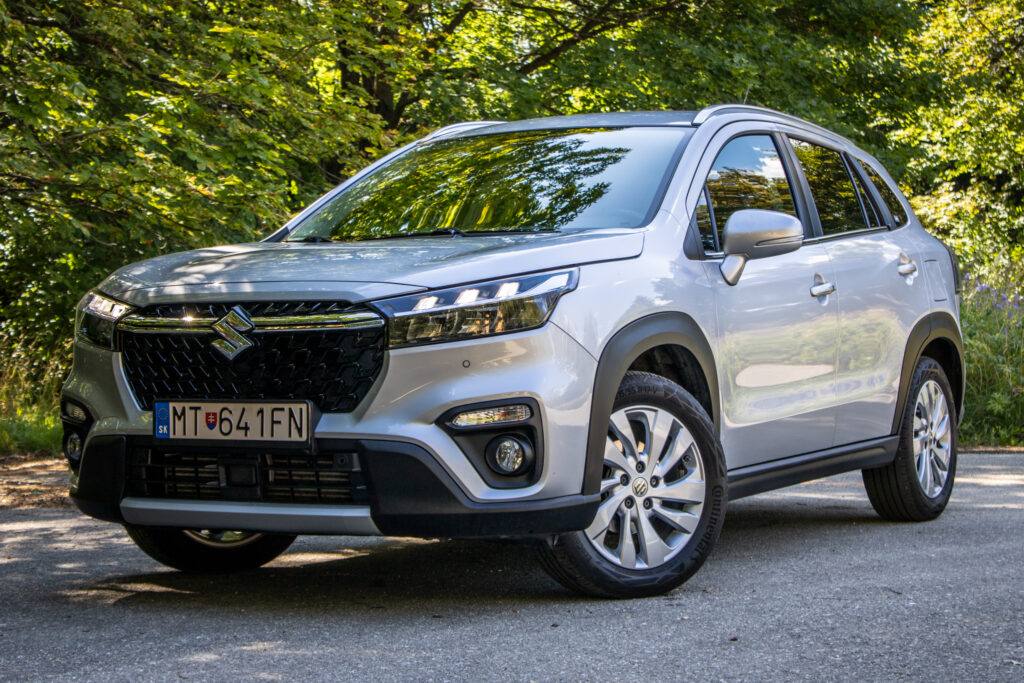 Suzuki SX4 S-Cross 1.4 BoosterJet ALLGRIP 4WD Premium / AJ NA SPLÁTKY / PROTIÚČET /