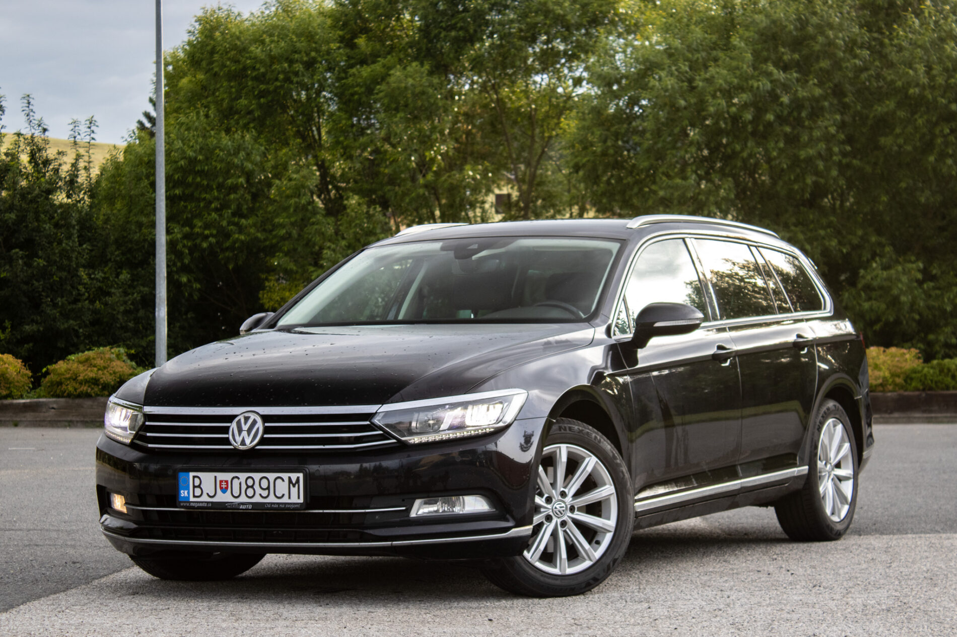 Volkswagen Passat Variant 2.0 TDI Highline DSG / 110kW / A6 / ZÁRUKA / AJ NA SPLÁTKY / PROTIÚČET