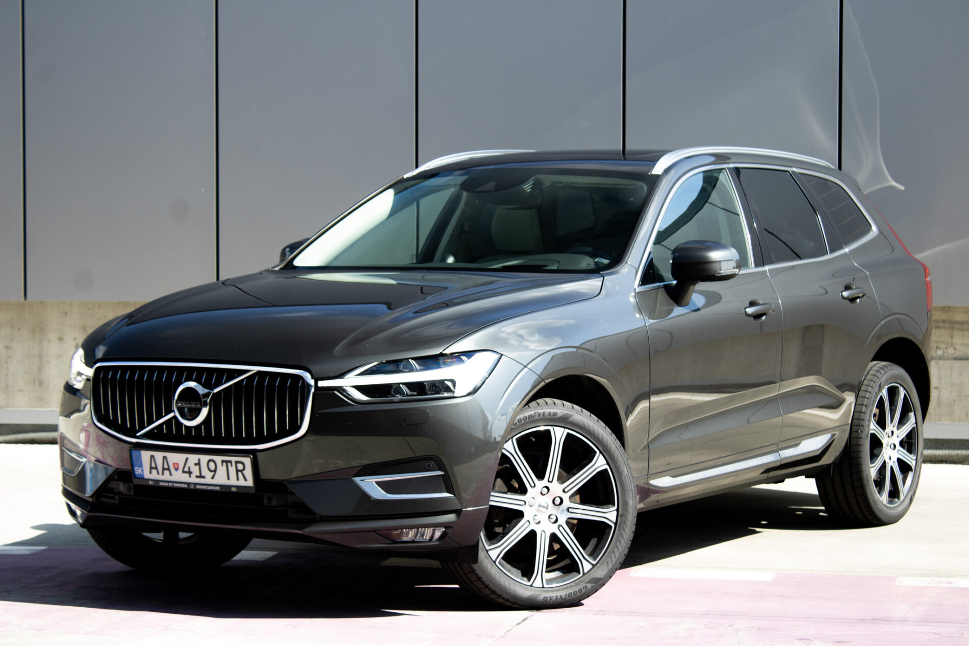 Volvo XC60 B5 Inscription AWD A/T