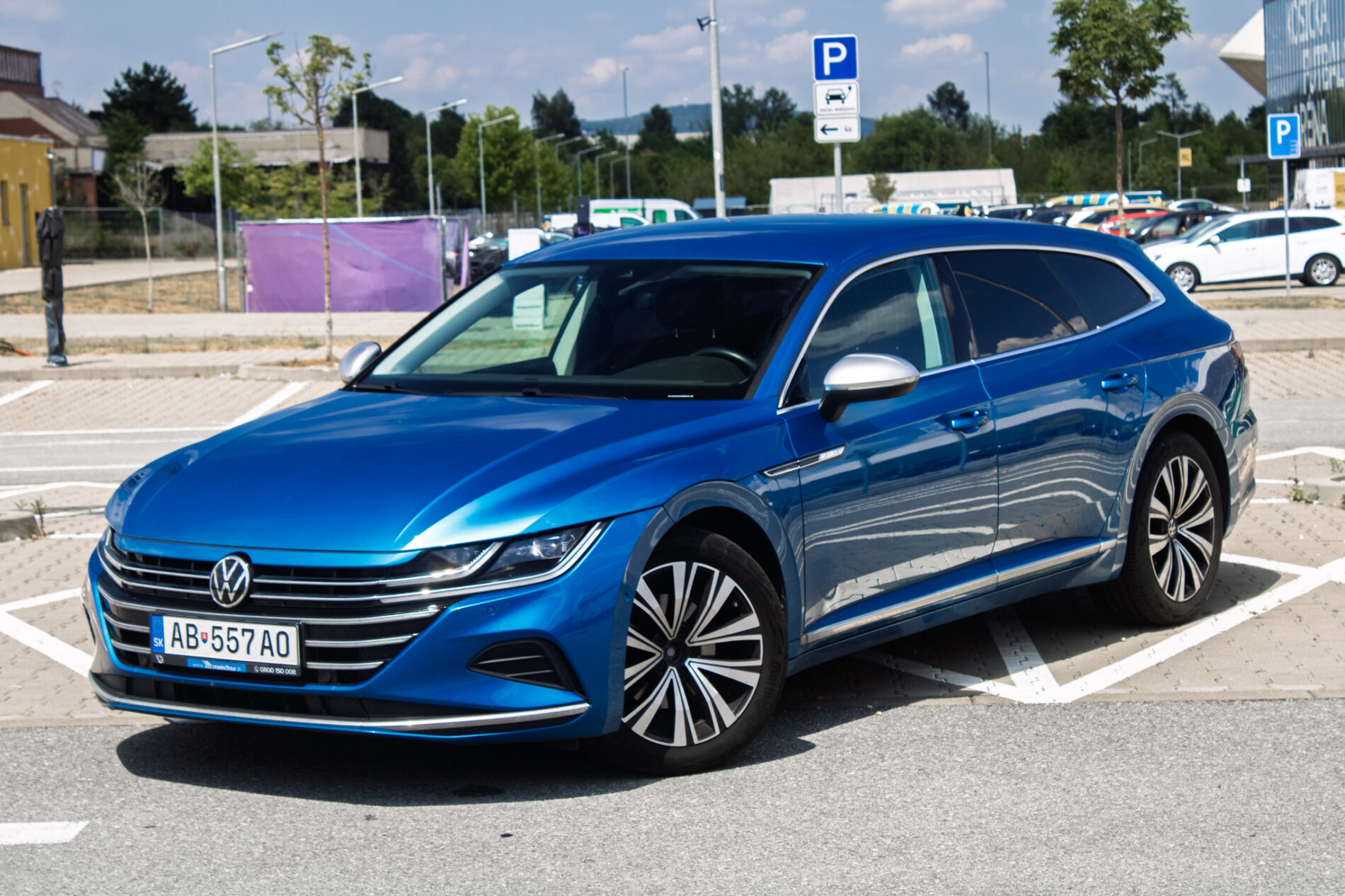 Volkswagen Arteon SB 2.0 TDI Elegance DSG 110kW AT7 / NA SPLÁTKY / NA PROTIÚČET
