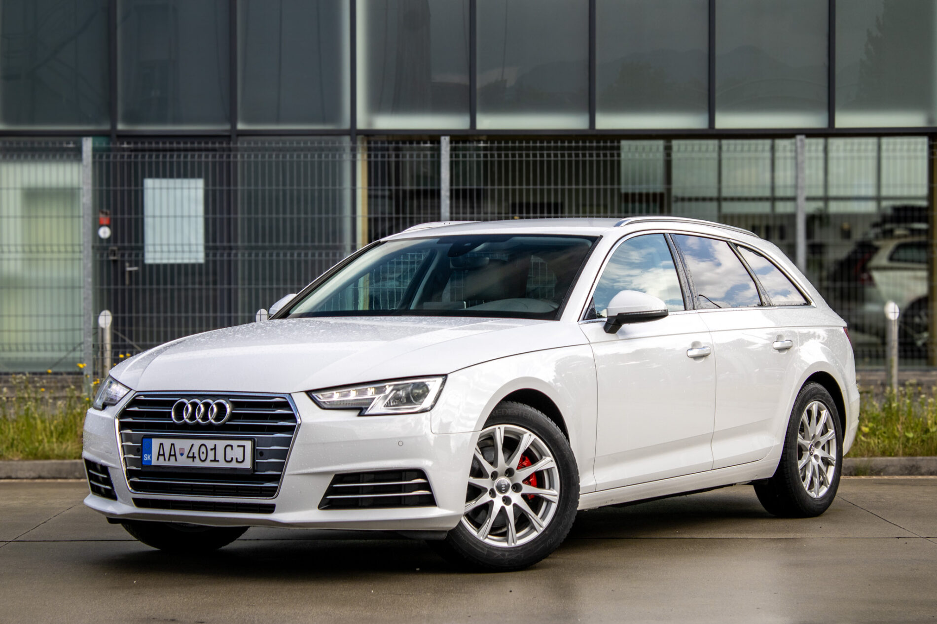 Audi A4 Avant AT/7 140kW / AJ NA SPLÁTKY / PROTIÚČET
