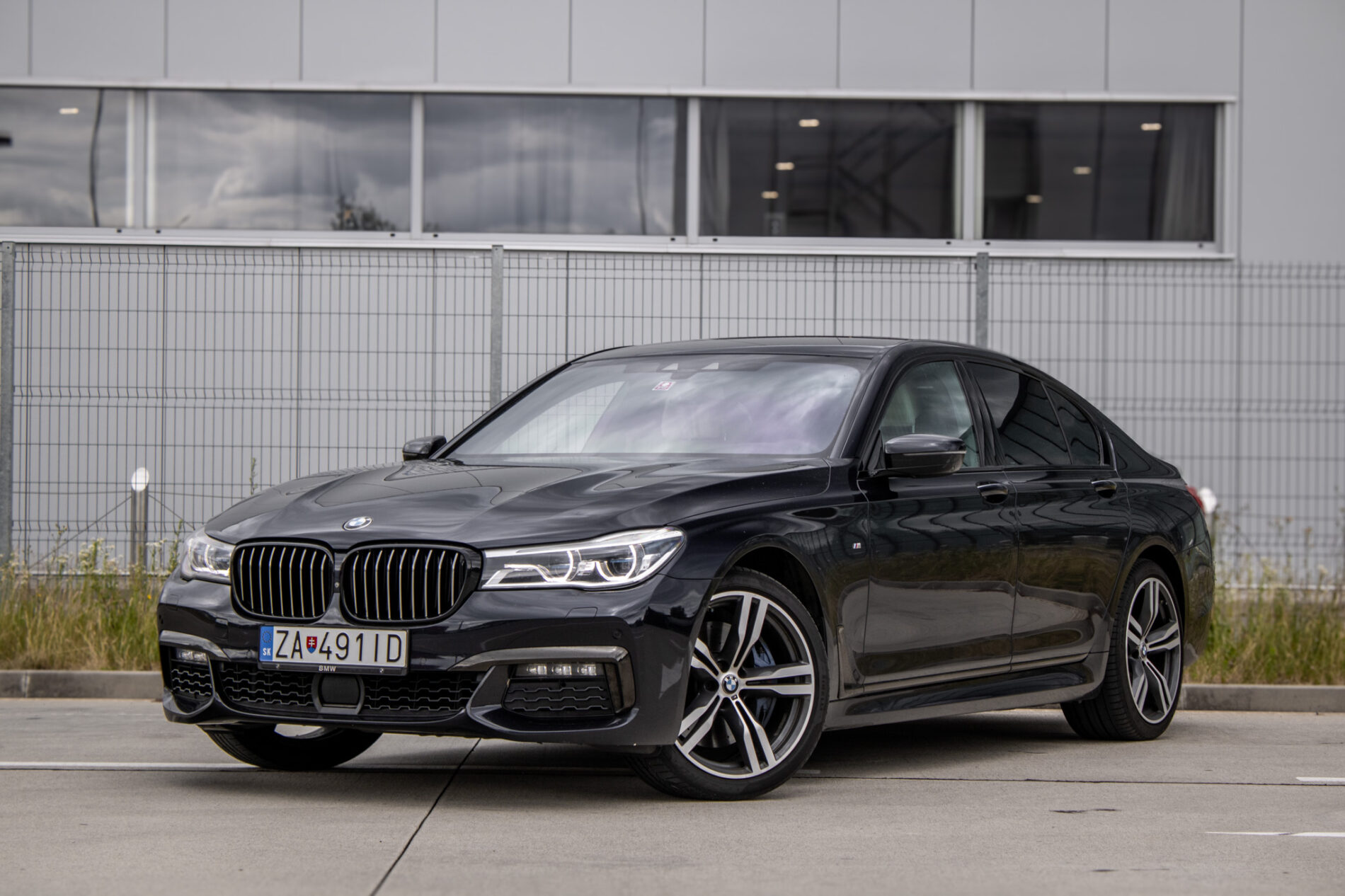 BMW Rad 7 750d xDrive 294kW400HP AT/8 / AJ NA SPLÁTKY / PROTIÚČET