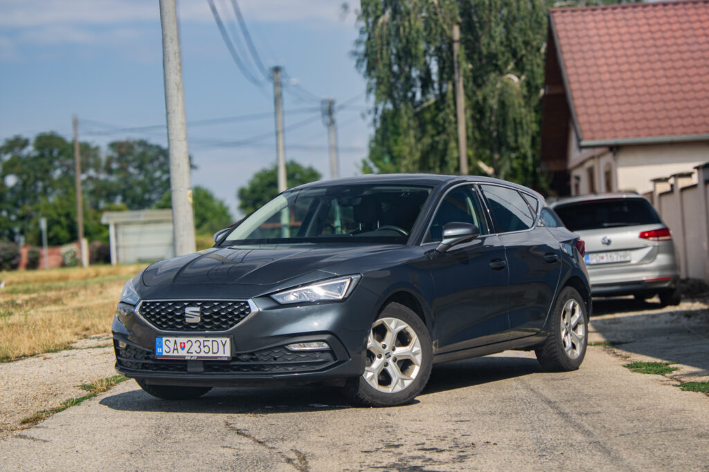 Seat Leon 1.5 TSI Xcellence, 96kW, M6, 5d. / AJ NA SPLÁTKY / PROTIÚČET /