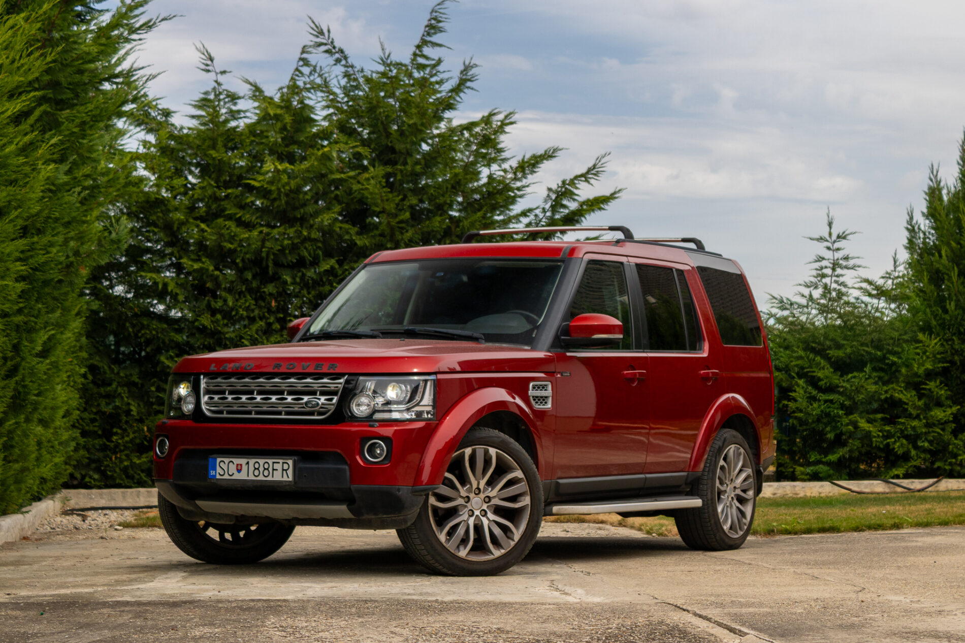 Land Rover Discovery 4 3.0 TDV6 155kw HSE 7 miestne