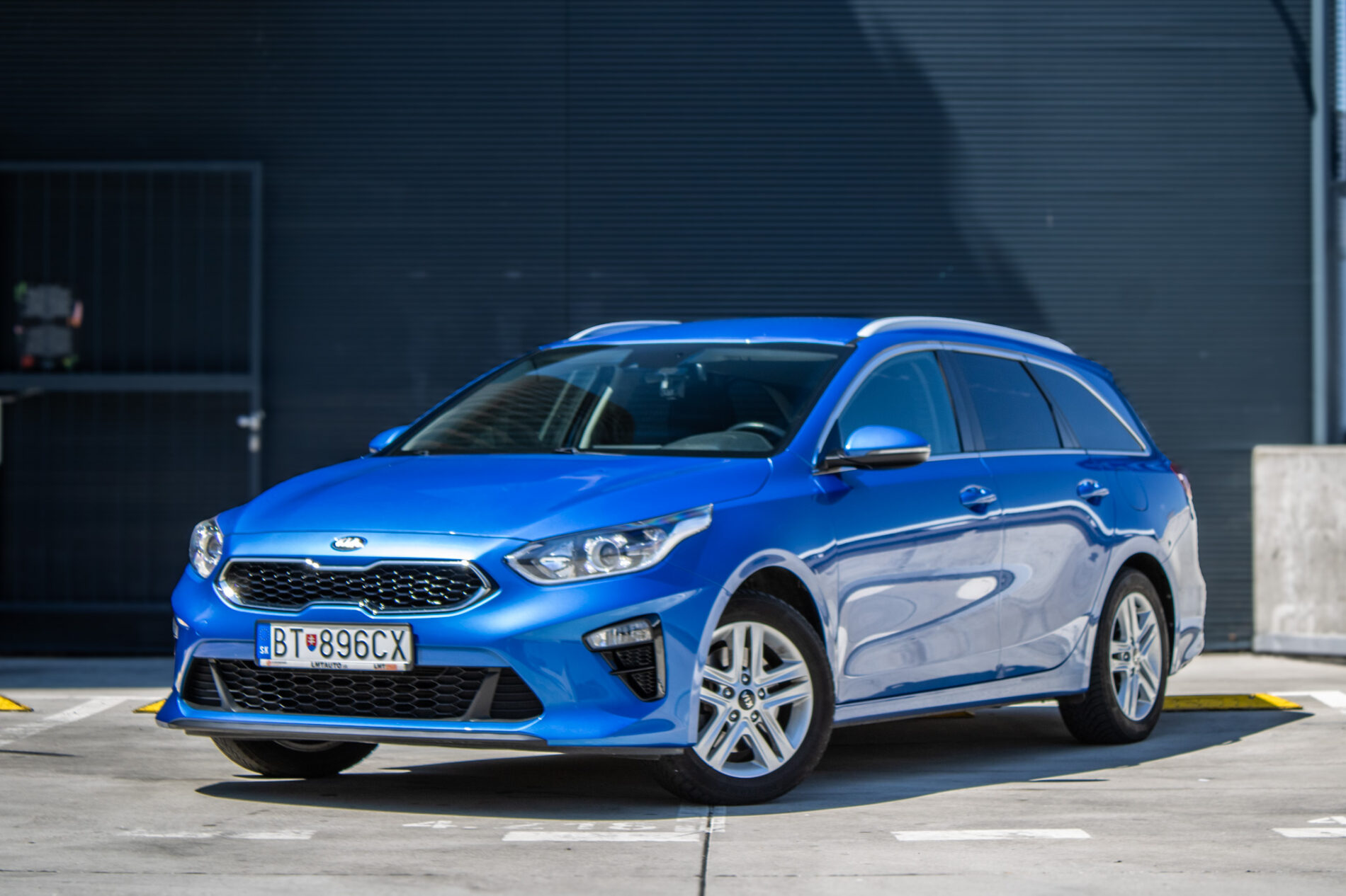 Kia Ceed SW 1.4 T-GDi Gold 103kW AT/7 / AJ NA SPLÁTKY / PROTIÚČET