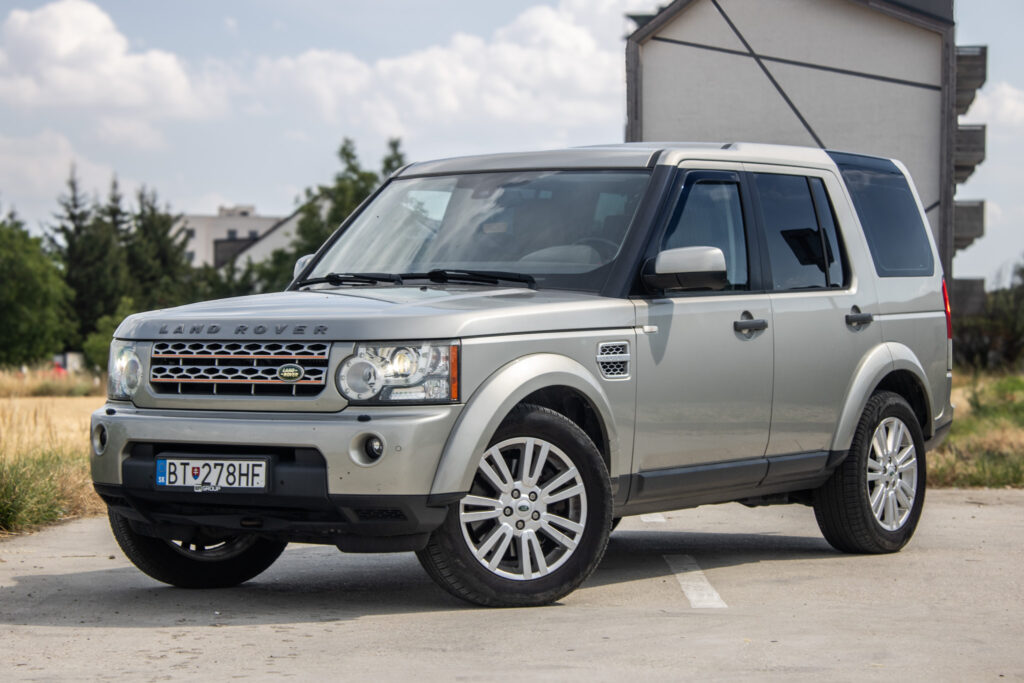 Land Rover Discovery 4 180kW AT/6 / AJ NA SPLÁTKY / PROTIÚČET