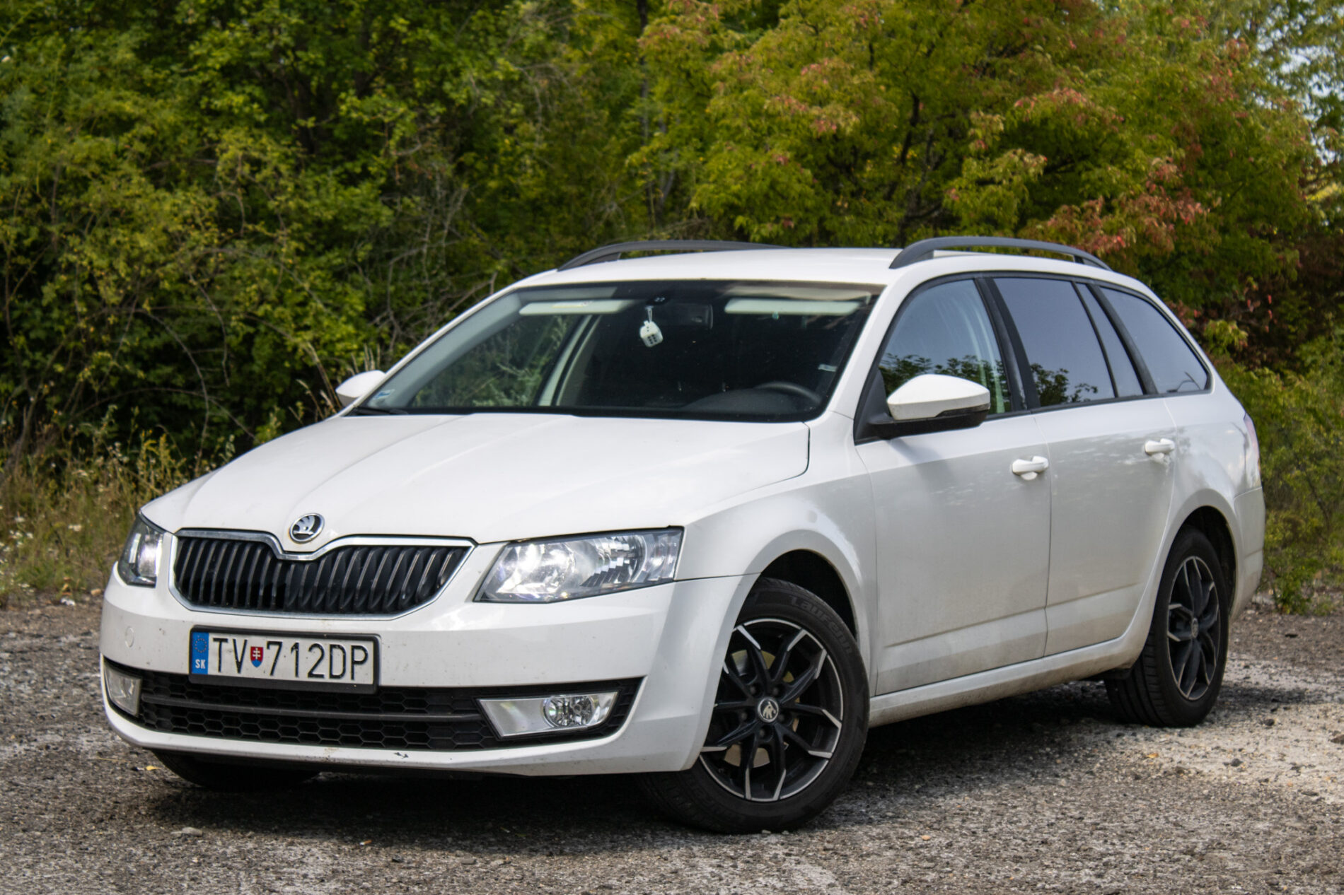 Škoda Octavia Combi 2.0 TDI Ambition 4×4 / 110kW / M6 / AJ NA SPLÁTKY / PROTIÚČET