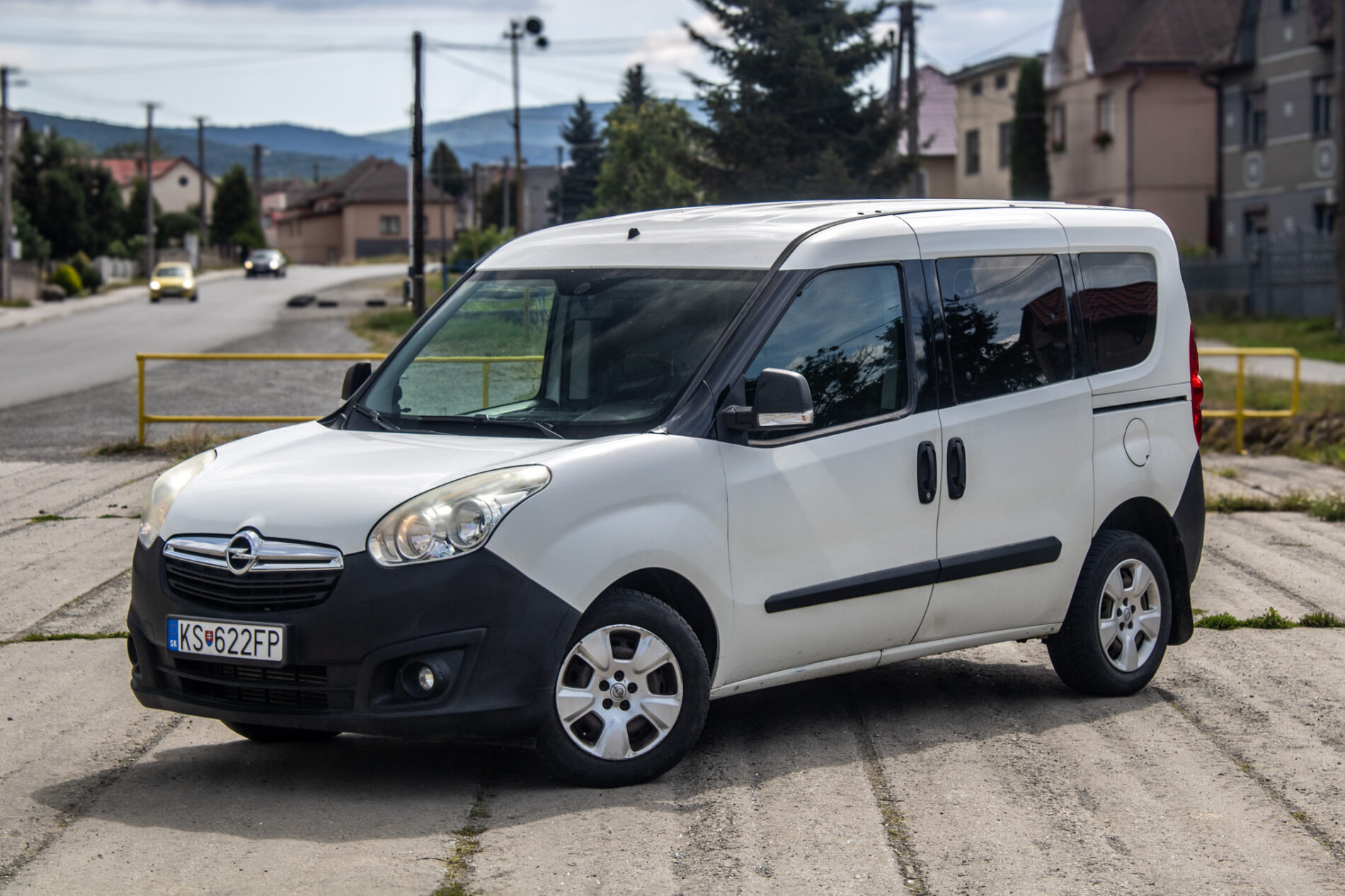 Opel Combo Van 66kW MT/5 / AJ NA SPLÁTKY / PROTIÚČET