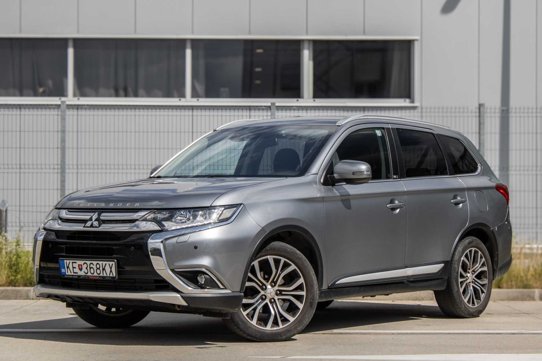 Mitsubishi Outlander INSTYLE 110kW / AJ NA SPLÁTKY / PROTIÚČET