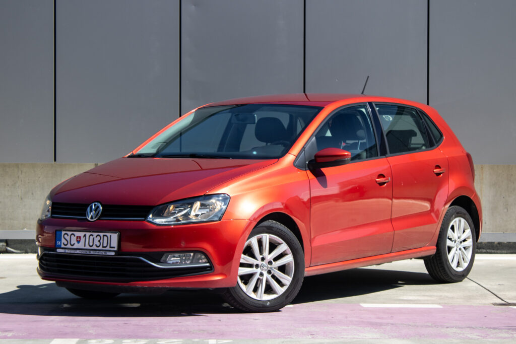Volkswagen Polo 1.2 TSI BMT Comfortline / 66kW / M5 / ZÁRUKA / AJ NA SPLÁTKY / PROTIÚČET