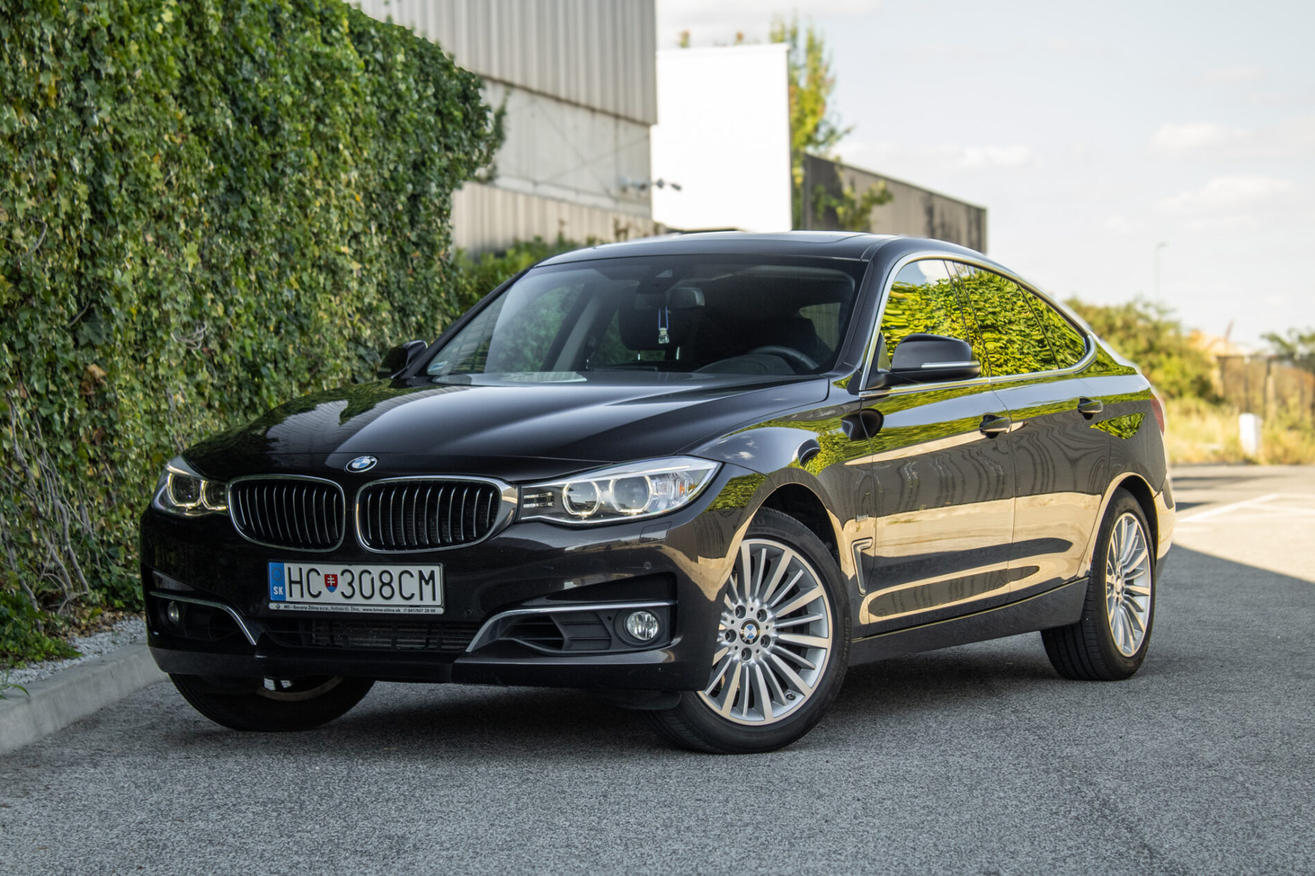 BMW Rad 3 330d xDrive Gran Turismo, 190kW AT/8 Luxury Line / AJ NA SPLÁTKY / PROTIÚČET