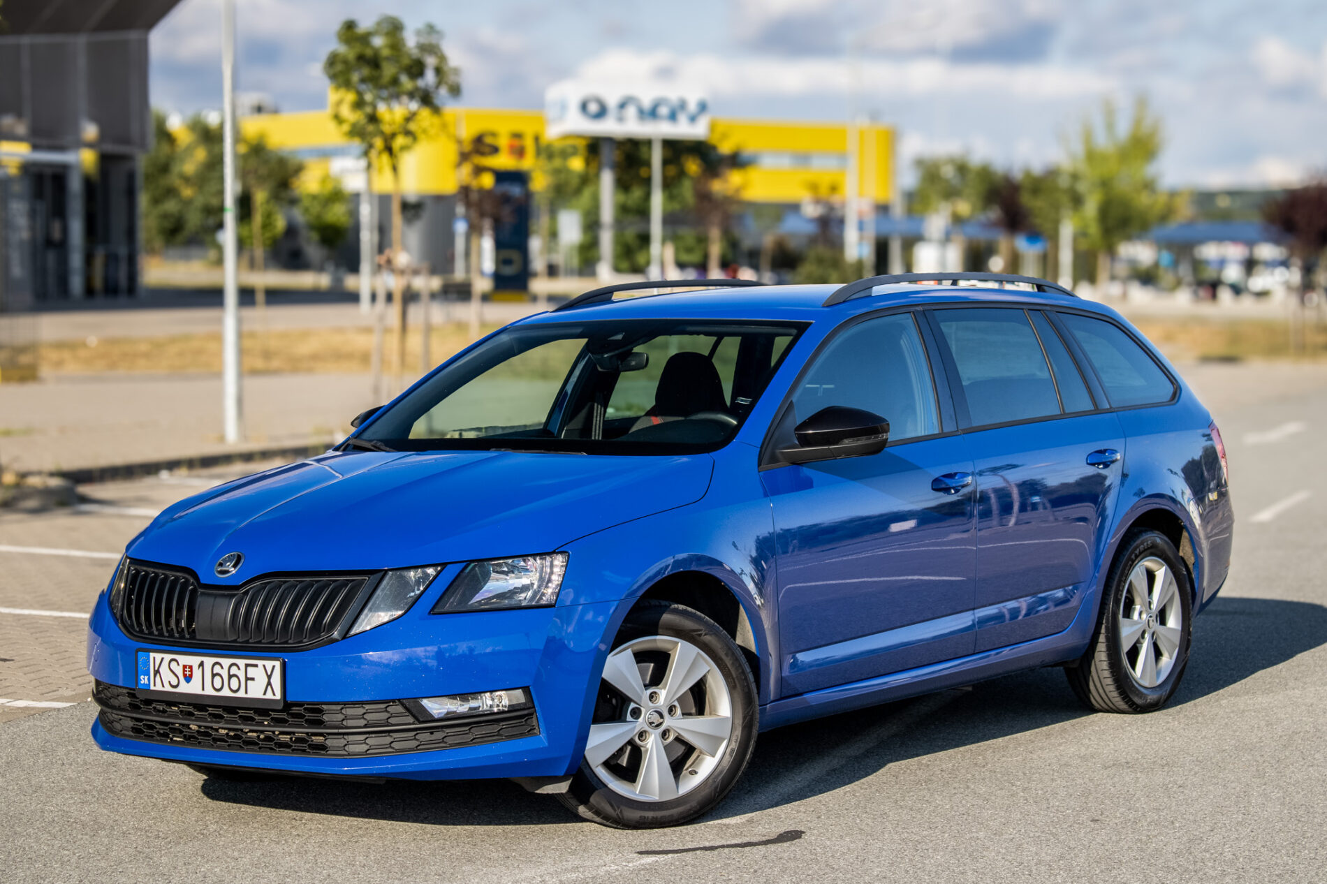 Škoda Octavia Combi 2.0 TDI MT/6 110kW / AJ NA SPLÁTKY / PROTIÚČET