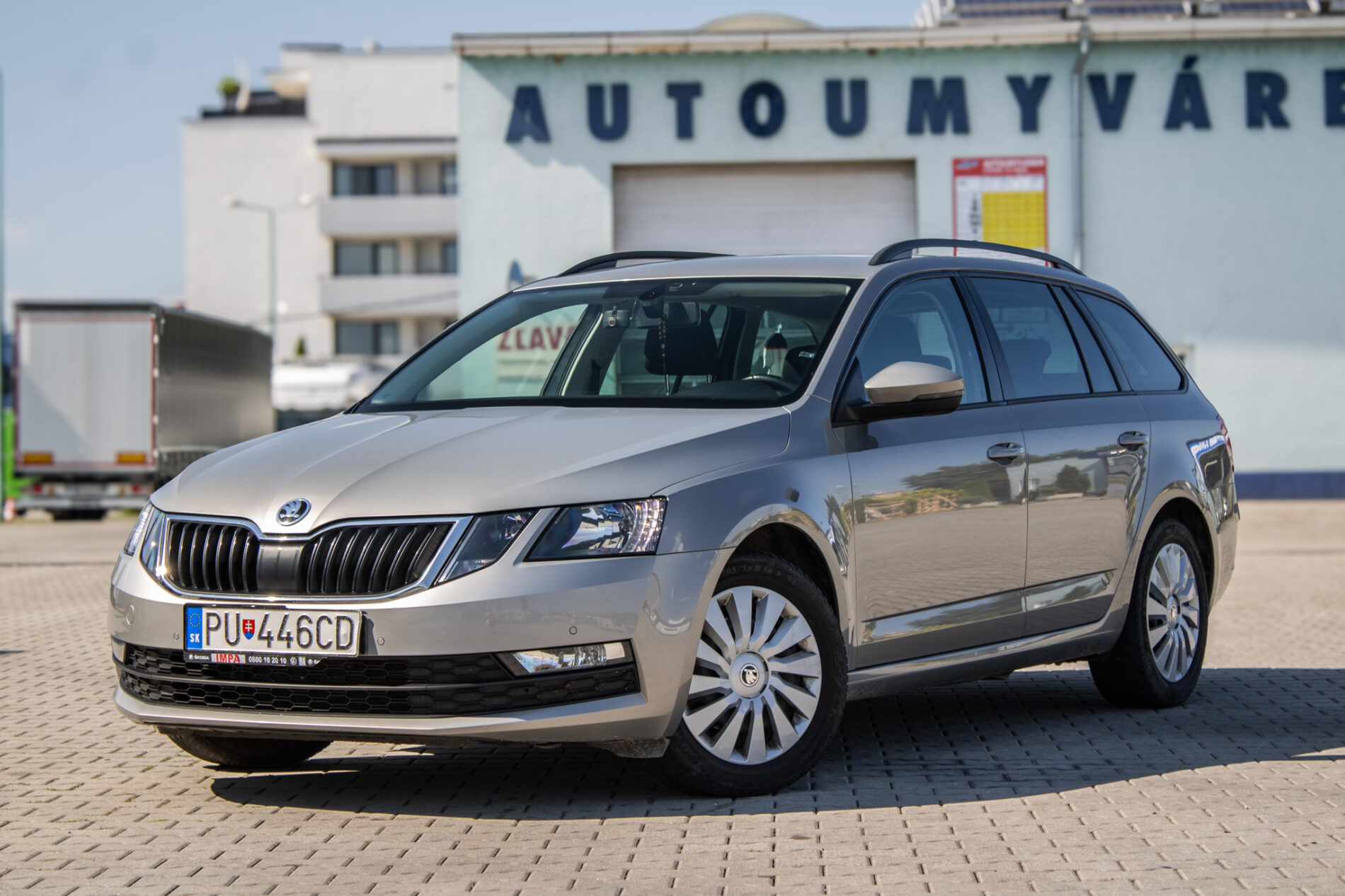 Škoda Octavia Combi 1.5 TSI 110kW MT/6 / AJ NA SPLÁTKY / PROTIÚČET