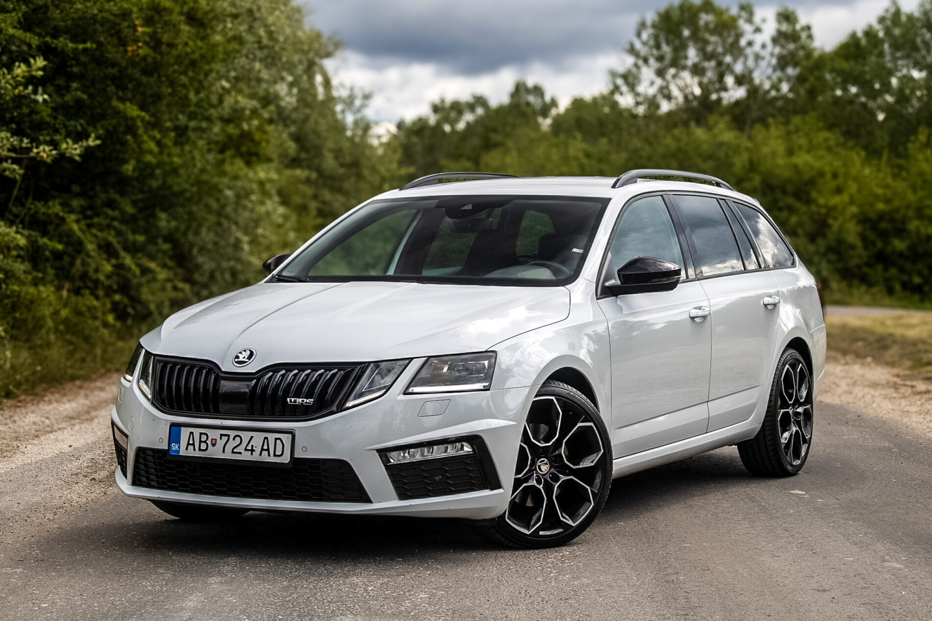 Škoda Octavia Combi 2.0TDI RS 135kW / AJ NA SPLÁTKY / PROTIÚČET