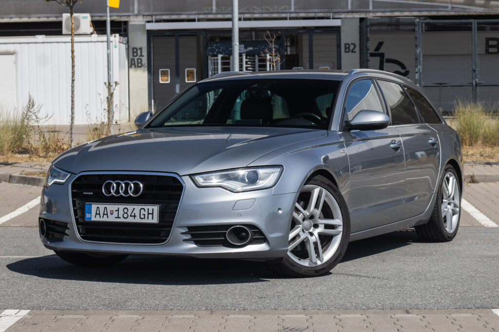 Audi A6 Avant 3.0 TDI quattro S tronic S line, 150kW (2014) / AJ NA SPLÁTKY / PROTIÚČET /