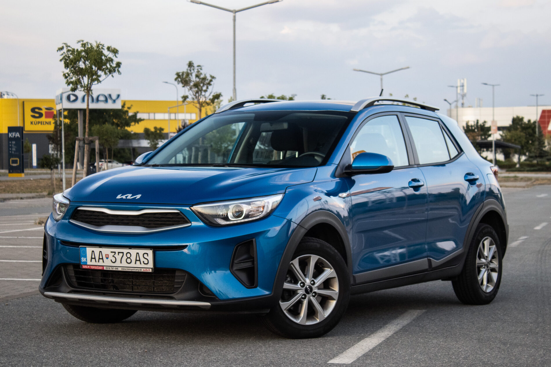 Kia Stonic 1.2 DPi, 62kW (2023) / AJ NA SPLÁTKY / PROTIÚČET /