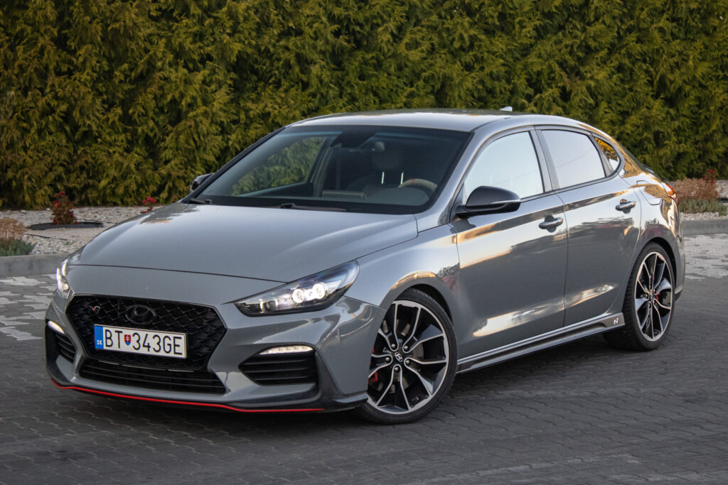 Hyundai i30 Fastback N 2.0 T-GDi N Performance, 202kW, M6 / AJ NA SPLÁTKY / PROTIÚČET /