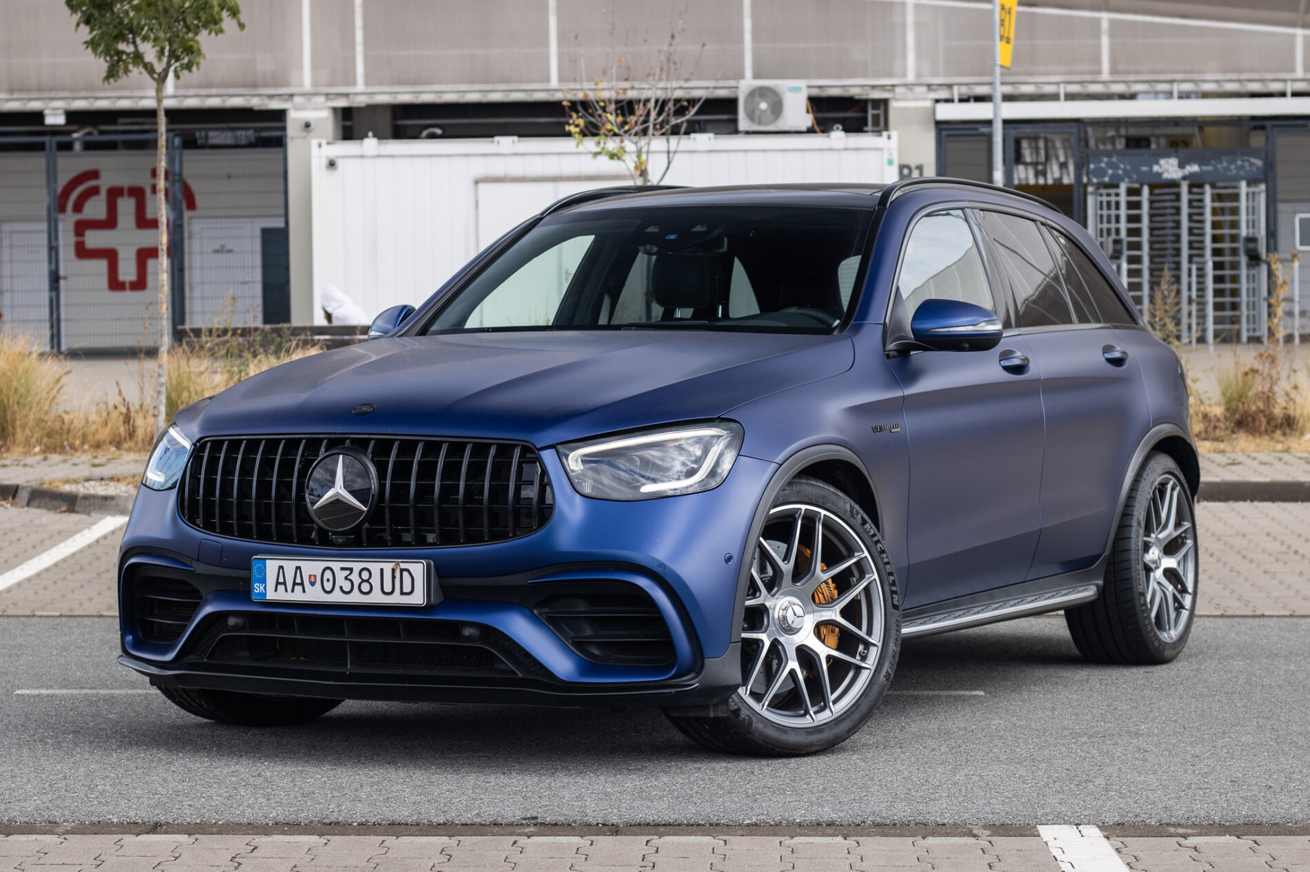 Mercedes-Benz GLC SUV Mercedes-AMG  63 S 4MATIC+ A/T, 375kW (2019) / AJ NA SPLÁTKY / PROTIÚČET