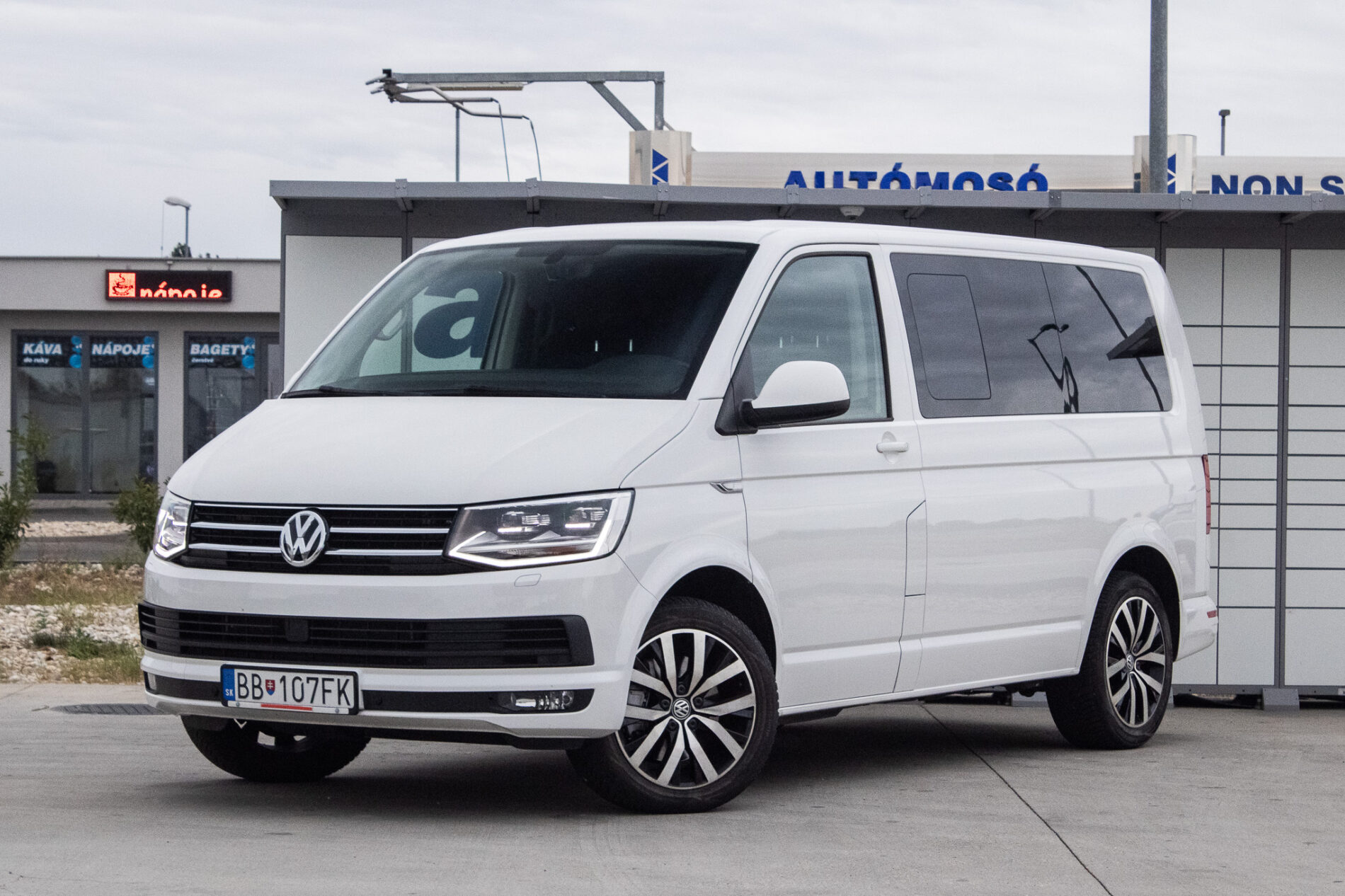 Volkswagen Multivan 2.0 BiTDI BMT Highline, 150kW (2016) / AJ NA SPLÁTKY / PROTIÚČET /