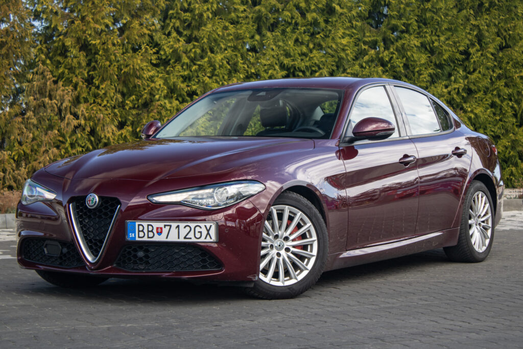 Alfa Romeo Giulia 2.2 Diesel 180 MT Super, 132kW, M6 / AJ NA SPLÁTKY / PROTIÚČET /