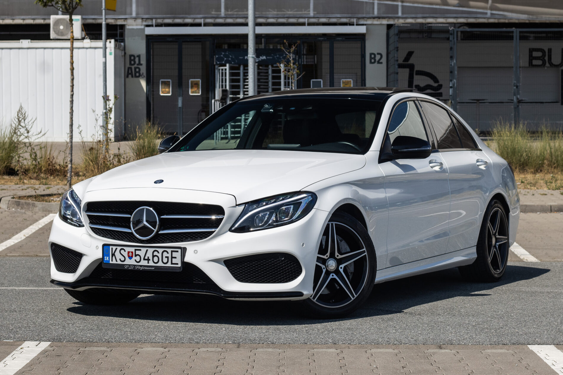 Mercedes-Benz C trieda Sedan 400 4MATIC A/T, 245kW (2017) / AJ NA SPLÁTKY / PROTIÚČET /