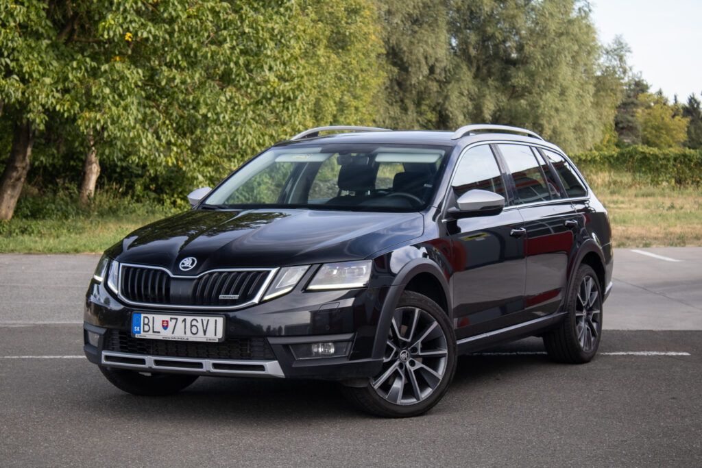 Škoda Octavia Combi 2.0 TDI Scout 4x4 DSG, 135kW (2019) / AJ NA SPLÁTKY / PROTIÚČET /
