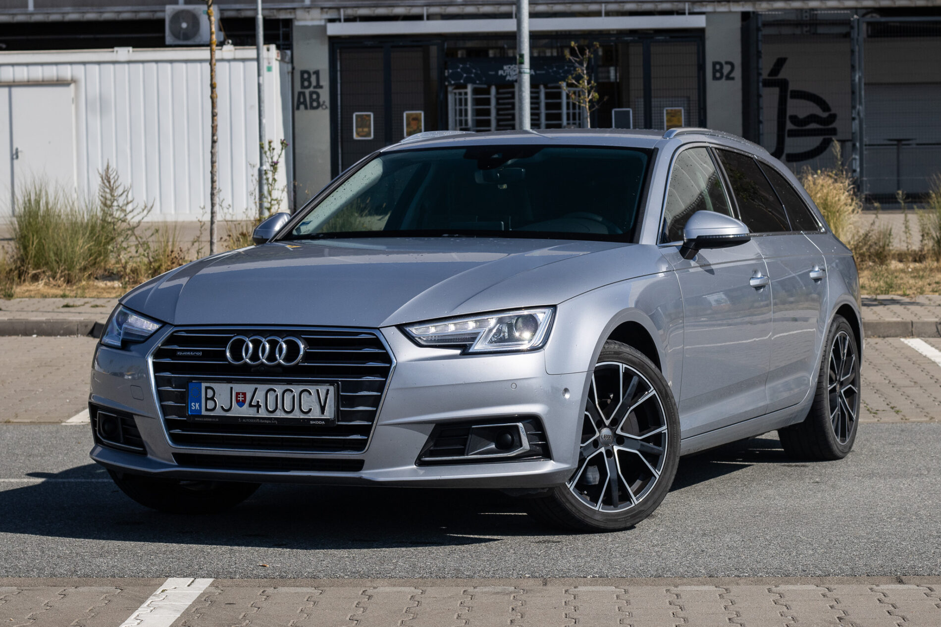 Audi A4 Avant 3.0 TDI quattro S tronic, 160kW (2017) / AJ NA SPLÁTKY / PROTIÚČET /