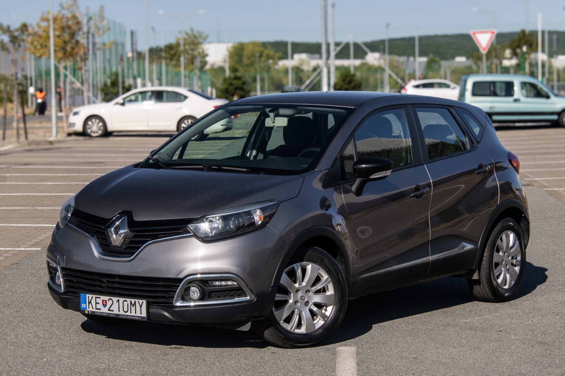 Renault Captur 0.9 TCe / 66kW / M5 / ZÁRUKA / AJ NA SPLÁTKY / PROTIÚČET