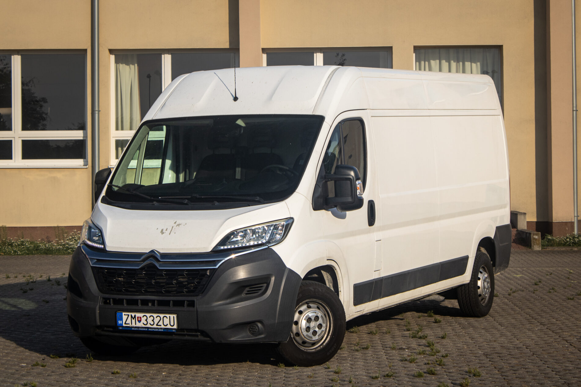 Citroën Jumper Furgon 2.2 HDi L3H2, 96kW, M6 / AJ NA SPLÁTKY / PROTIÚČET /