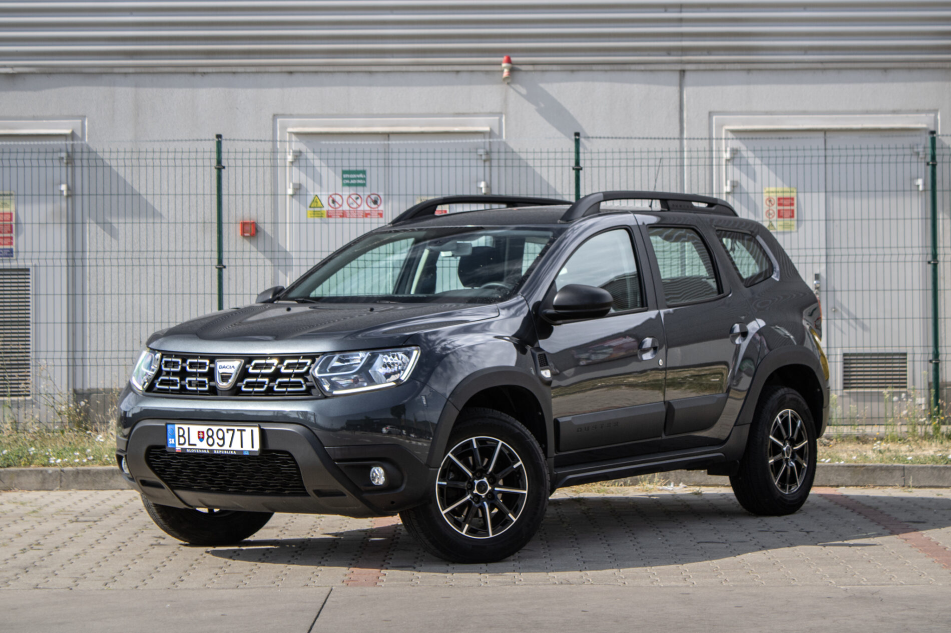 Dacia Duster 1.6 SCe 4x2 Arctica, 84kW, M5, 1. majiteľ / AJ NA SPLÁTKY / PROTIÚČET /