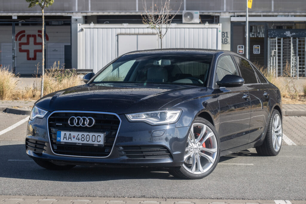 Audi A6 3.0 TDI quattro S tronic, 150kW (2014) / AJ NA SPLÁTKY / PROTIÚČET /