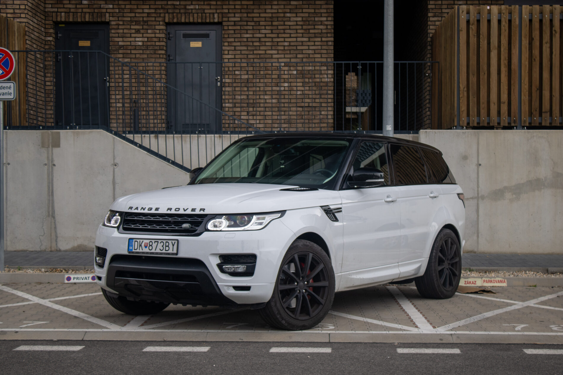 Land Rover Range Rover Sport 3.0 SDV6 HSE Dynamic / AJ NA SPLÁTKY / PROTIÚČET /