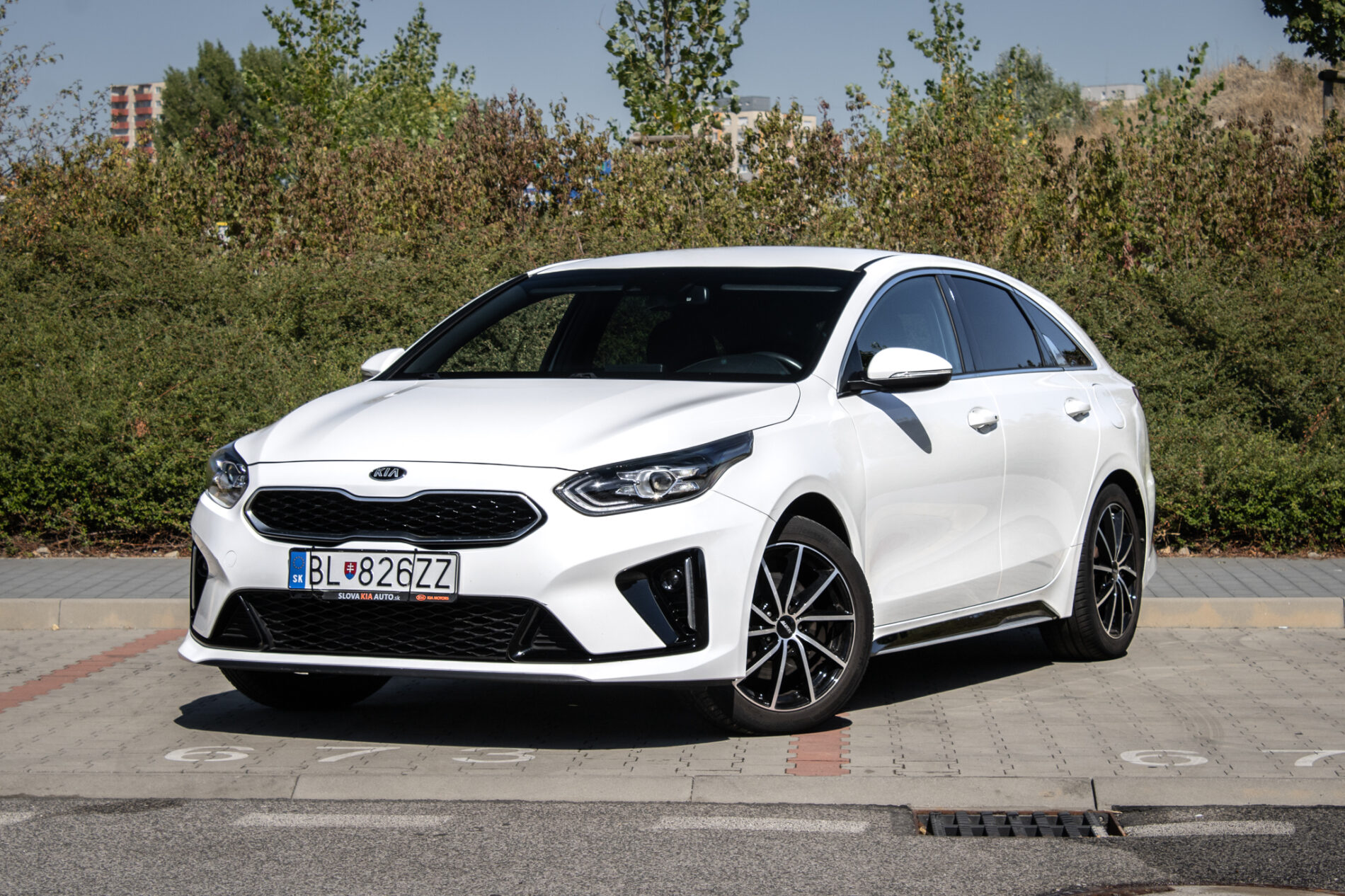 Kia ProCeed 1.4 T-GDi GT-Line, 103kW, M6 / AJ NA SPLÁTKY / PROTIÚČET /