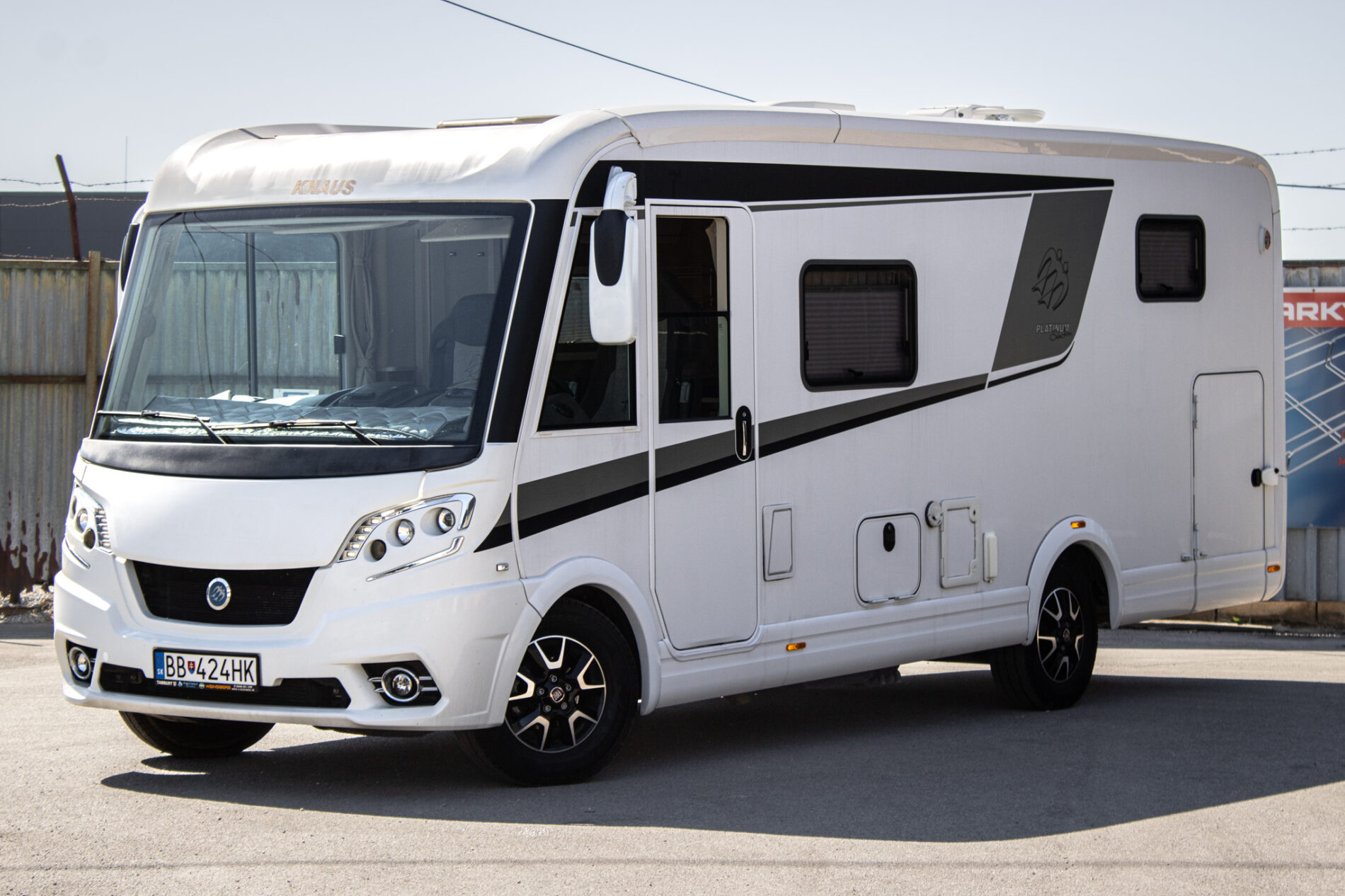 Knaus R18 2.3 JTD, 130 kW / AJ NA SPLÁTKY / PROTIÚČET /