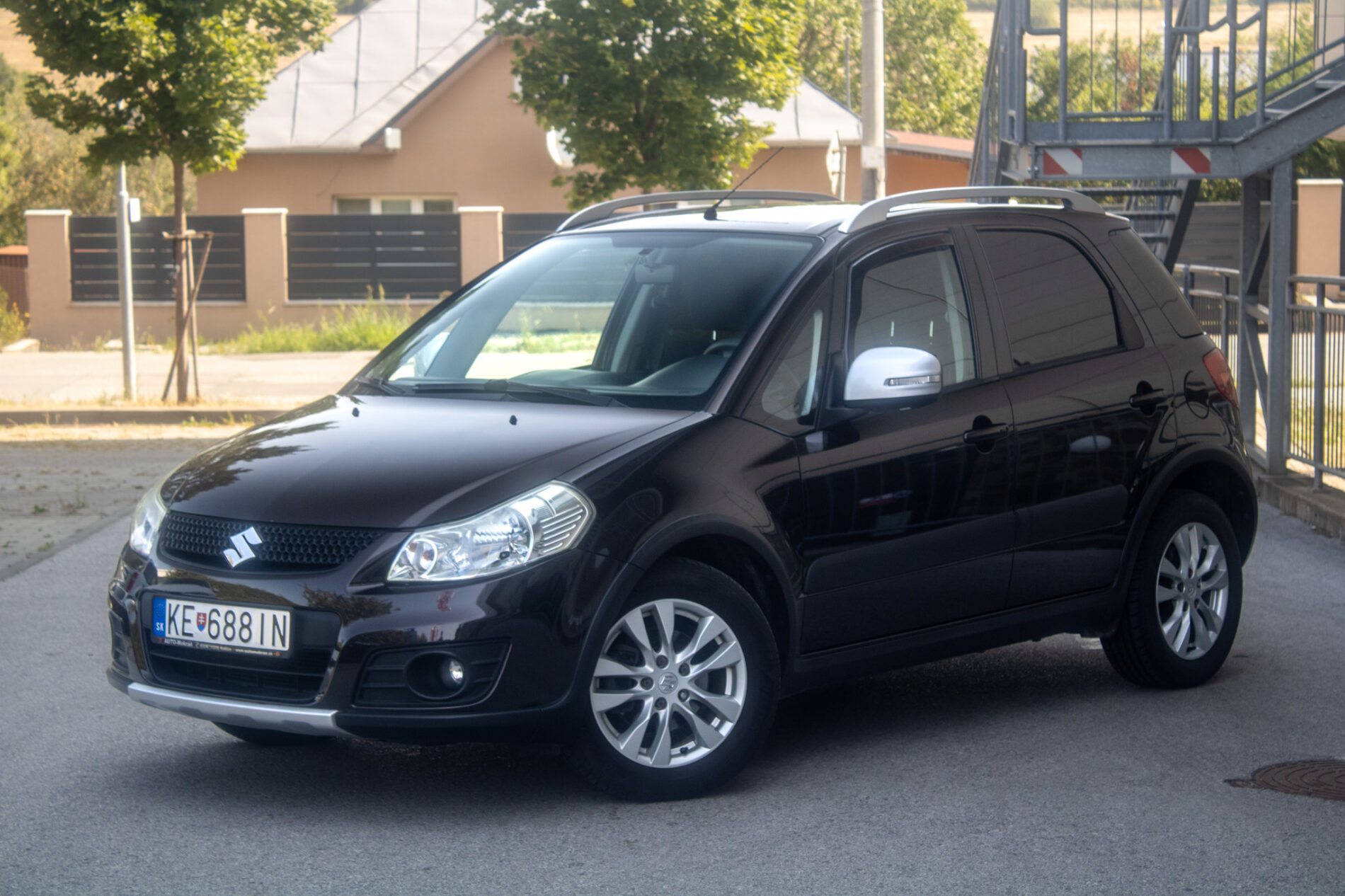 Suzuki SX4 1.6 NAVI GS 4x4 / 88kW / M5 / ZÁRUKA / AJ NA SPLÁTKY / PROTIÚČET