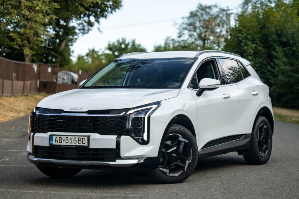 Kia Sportage 1.6 CRDi mHEV Platinum / 100kw / A7 / ZÁRUKA / AJ NA SPLÁTKY / PROTIÚČET