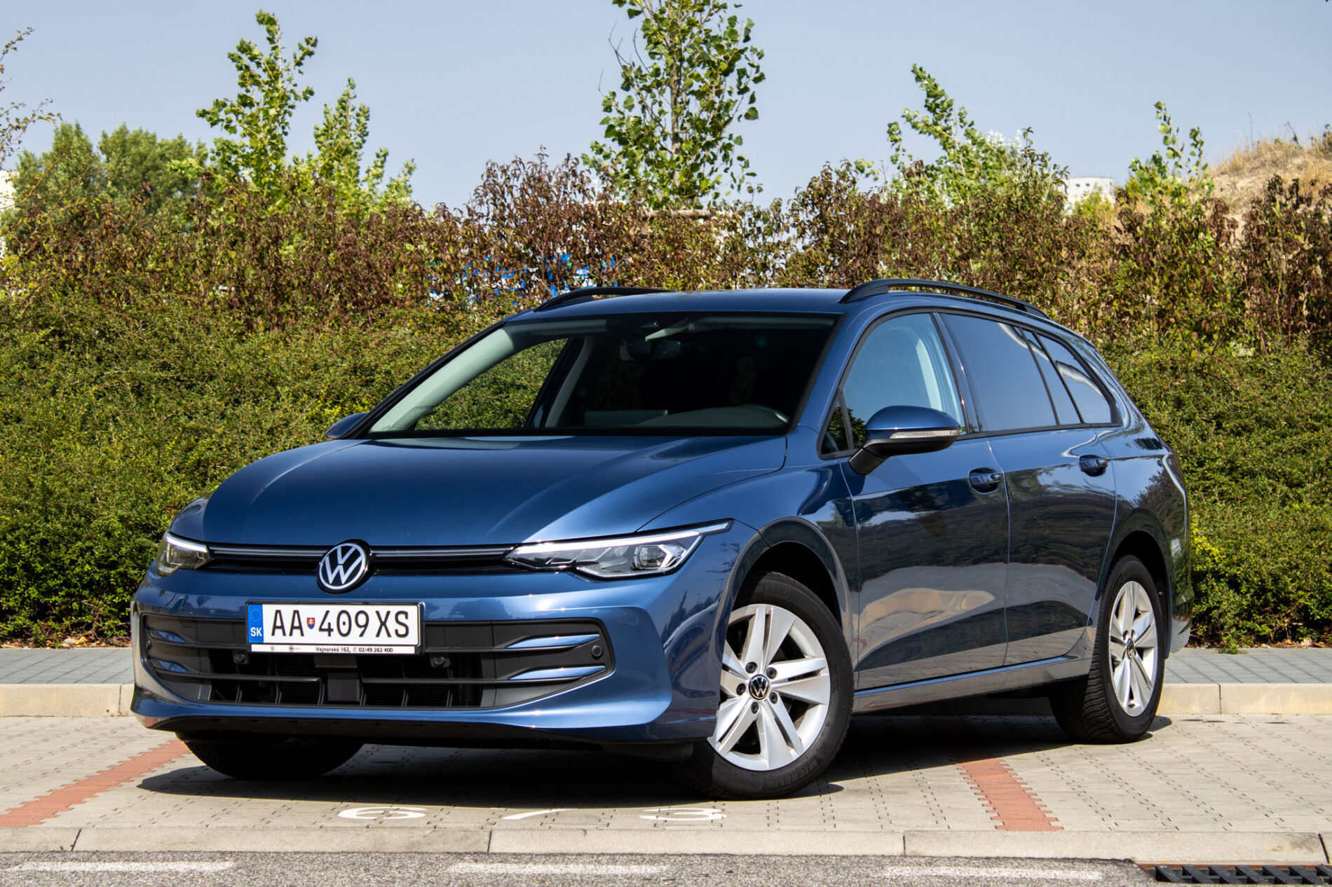 Volkswagen Golf Variant 2.0 TDI Life / 85kW / M6 / ZÁRUKA / AJ NA SPLÁTKY / PROTIÚČET