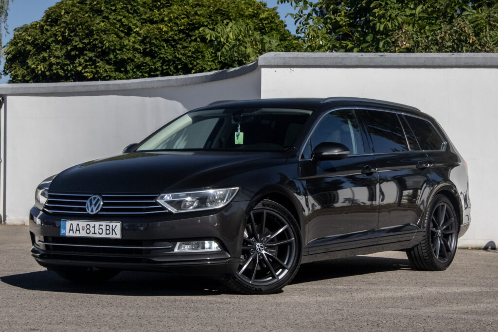 Volkswagen Passat Variant 2.0 TDI Comfortline DSG / 110kW / A7 / ZÁRUKA / AJ NA SPLÁTKY / PROTIÚČET