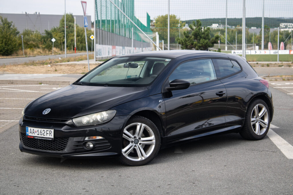 Volkswagen Scirocco 1.4 TSI / 90kW / M6 / ZÁRUKA / AJ NA SPLÁTKY / PROTIÚČET