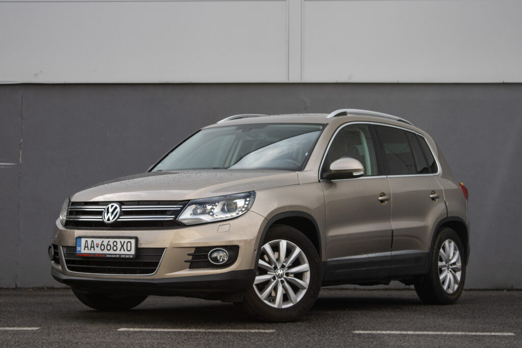 Volkswagen Tiguan 1.4 TSI BMT / 118kW / A6 / ZÁRUKA / AJ NA SPLÁTKY / PROTIÚČET